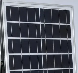 foco exterior con panel solar